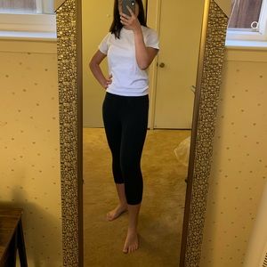 cropped black leggings